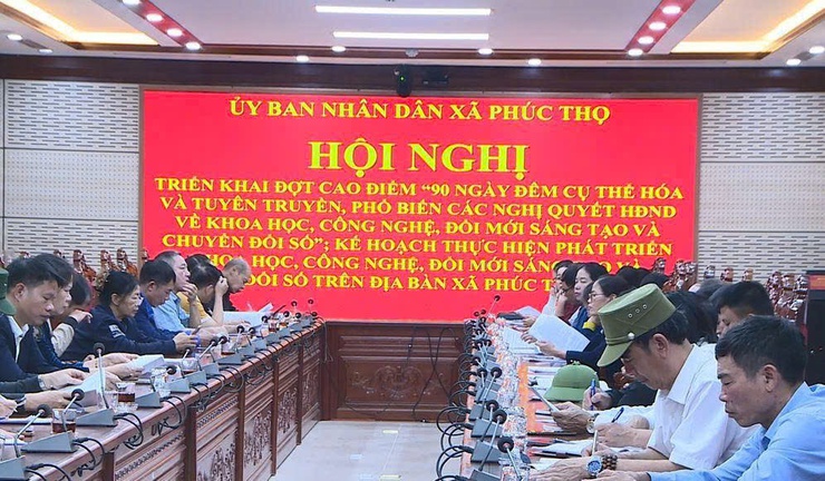 Phúc Thọ đẩy mạnh chuyển đổi số từ đợt cao điểm "90 ngày đêm"- Ảnh 2.