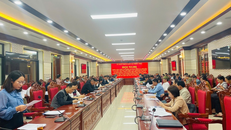 Phúc Thọ đẩy mạnh chuyển đổi số từ đợt cao điểm "90 ngày đêm"- Ảnh 3.