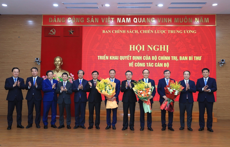 Ban Chính sách, chiến lược Trung ương triển khai Quyết định của Bộ Chính trị, Ban Bí thư về công tác cán bộ- Ảnh 5.