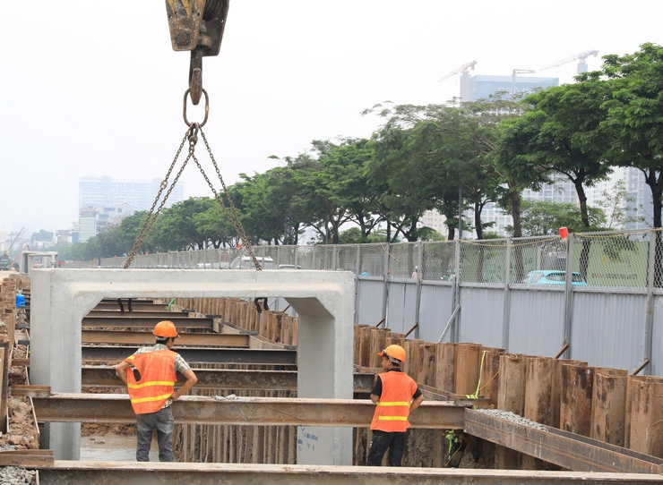 Chủ tịch UBND Thành phố Vũ Đại Thắng: Đẩy nhanh tiến độ 2 dự án khẩn cấp chống ngập, bổ cập nước sông Tô Lịch- Ảnh 5.