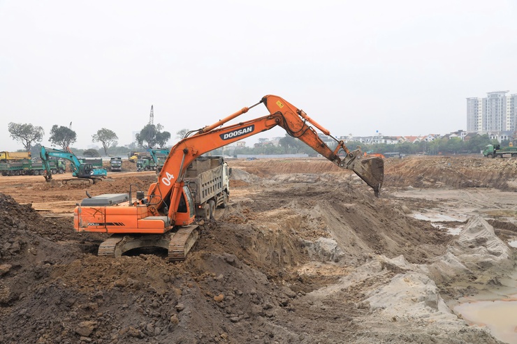 Chủ tịch UBND Thành phố Vũ Đại Thắng: Đẩy nhanh tiến độ 2 dự án khẩn cấp chống ngập, bổ cập nước sông Tô Lịch- Ảnh 2.