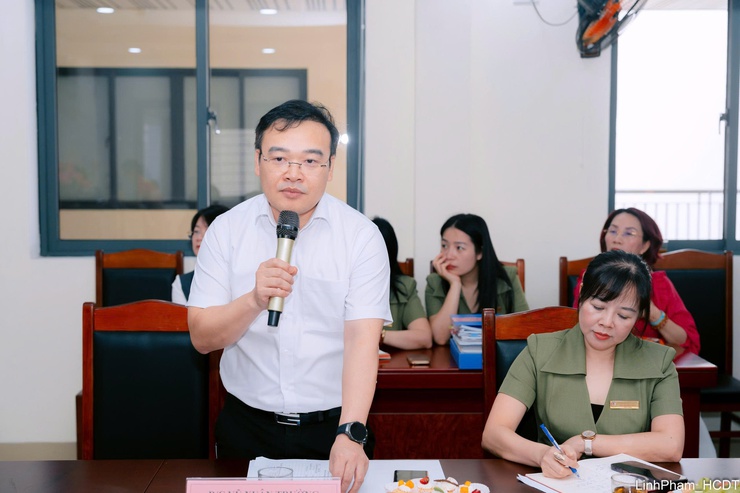 Phó Chủ tịch UBND Thành phố Vũ Thu Hà khảo sát công tác tổ chức bữa ăn bán trú tại Trường Tiểu học Đoàn Khuê- Ảnh 5.