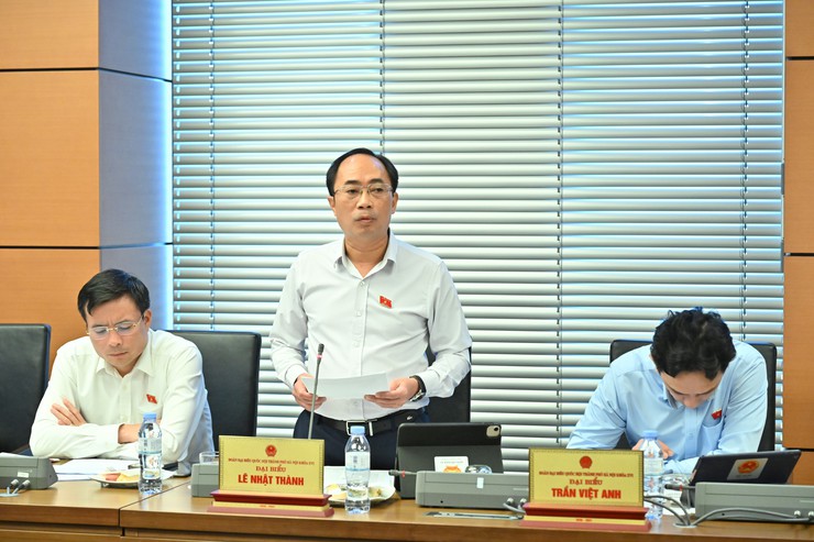 Đoàn đại biểu Quốc hội thành phố Hà Nội đóng góp ý kiến vào dự án Luật Hộ tịch (sửa đổi)- Ảnh 3.