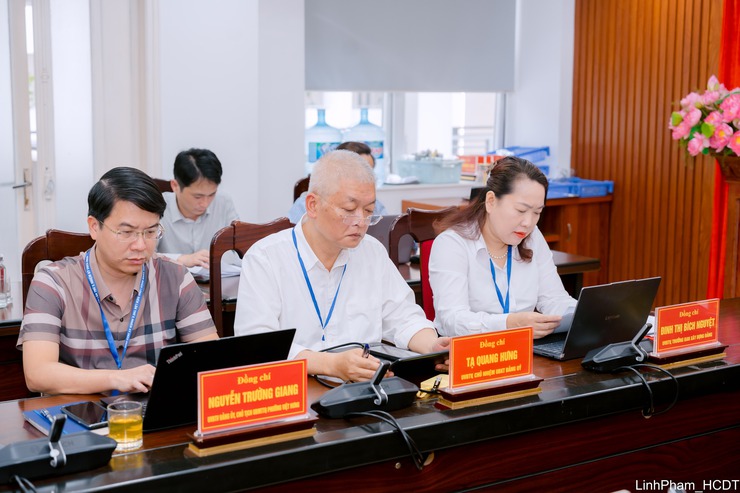 Phường Việt Hưng đẩy mạnh chuyển đổi số, tạo đột phá trong thực hiện nhiệm vụ quý II/2026- Ảnh 4.