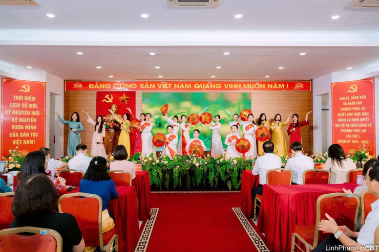Phường Phúc Lợi tổ chức thành công Hội thi Báo cáo viên, tuyên truyền viên giỏi năm 2026- Ảnh 4.