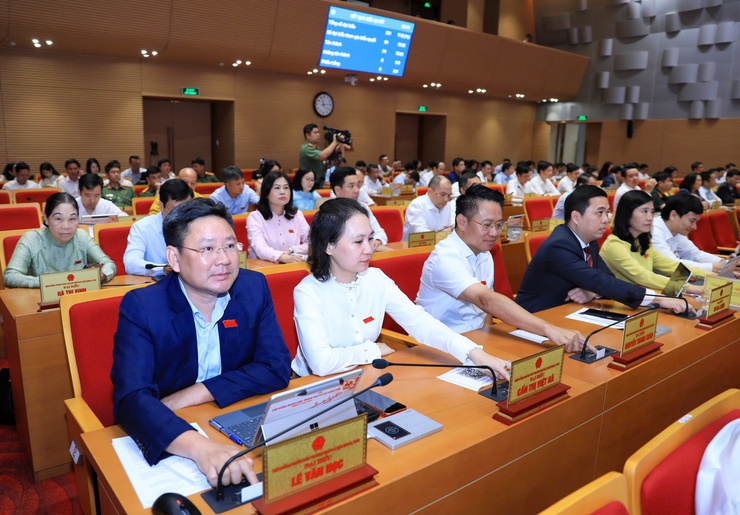 Hà Nội: Phí sử dụng tạm thời lòng đường, hè phố cao nhất 400.000 đồng/m2/tháng- Ảnh 1.