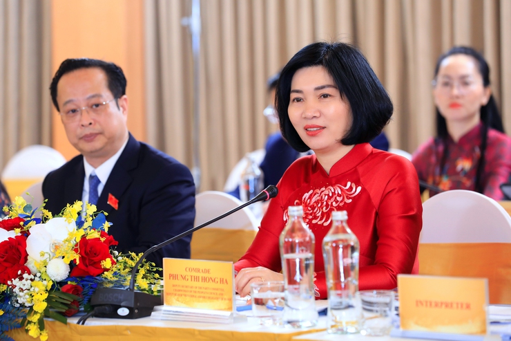 Hội đàm, trao đổi kinh nghiệm hoạt động cơ quan dân cử giữa Thủ đô Hà Nội và Thủ đô Viêng Chăn- Ảnh 1.