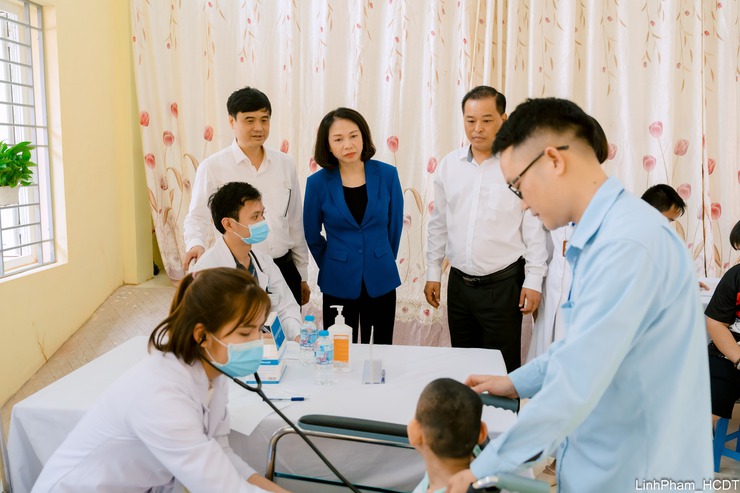 Hà Nội đẩy mạnh chăm sóc sức khỏe cho trẻ em, người khuyết tật tại các cơ sở bảo trợ xã hội- Ảnh 4.