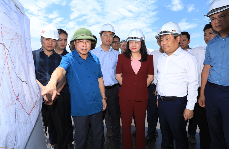 Chủ tịch Hà Nội Vũ Đại Thắng kiểm tra tiến độ Dự án Khu đô thị thể thao Olympic- Ảnh 12.