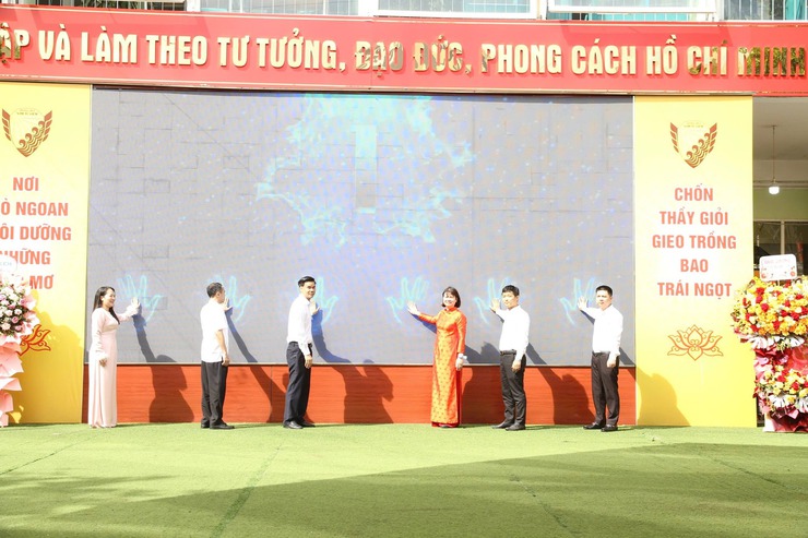 Phường Xuân Phương: Đẩy mạnh mô hình “Trường học số” nhằm chuyển đổi số toàn diện ngành giáo dục- Ảnh 4.