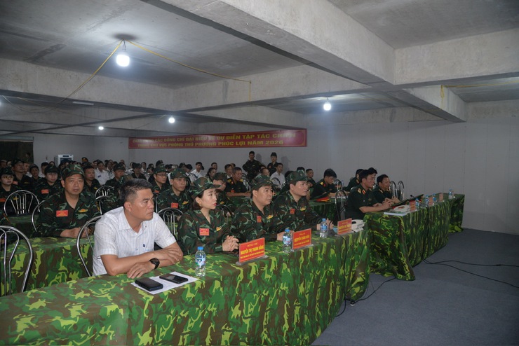 Phường Phúc Lợi hoàn thành tốt nhiệm vụ diễn tập tác chiến trong khu vực phòng thủ năm 2026- Ảnh 4.