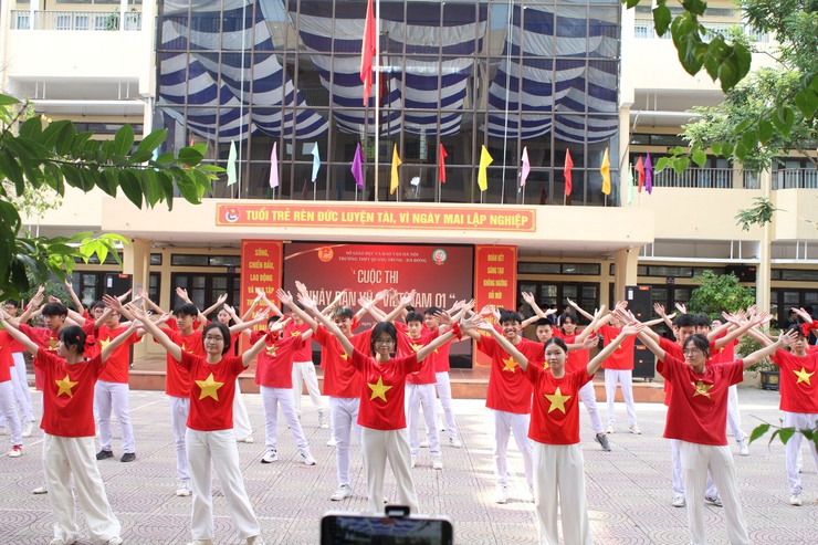 Tổ chức kỳ thi theo hướng giữ ổn định, giảm áp lực, giảm chi phí- Ảnh 1.