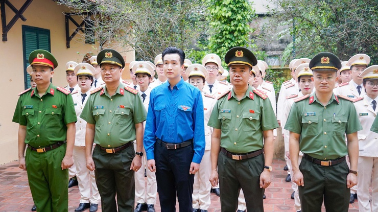 Tuyên dương 80 gương thanh niên Công an Thủ đô tiên tiến làm theo lời Bác năm 2026- Ảnh 1.