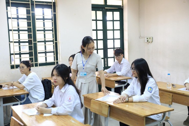 Tổ chức kỳ thi theo hướng giữ ổn định, giảm áp lực, giảm chi phí- Ảnh 2.