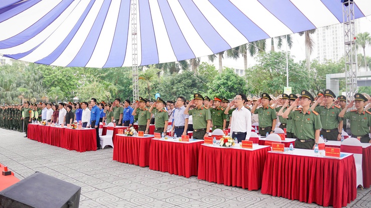 Tuyên dương 80 gương thanh niên Công an Thủ đô tiên tiến làm theo lời Bác năm 2026- Ảnh 2.
