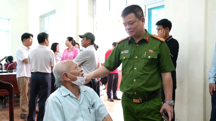 Xã Thanh Oai chi trả hơn 45,5 tỷ đồng bồi thường, hỗ trợ GPMB tại thôn Kim Thành- Ảnh 4.