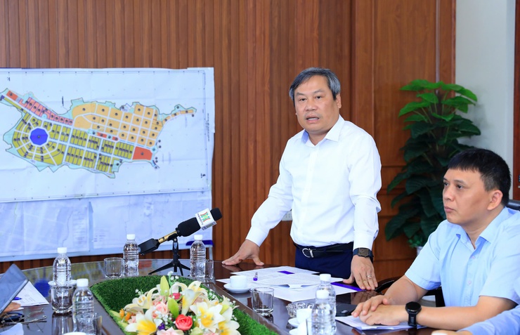 Chủ tịch UBND Thành phố Vũ Đại Thắng yêu cầu đẩy nhanh tiến độ Dự án công viên nghĩa trang Yên Kỳ (giai đoạn 1)- Ảnh 6.