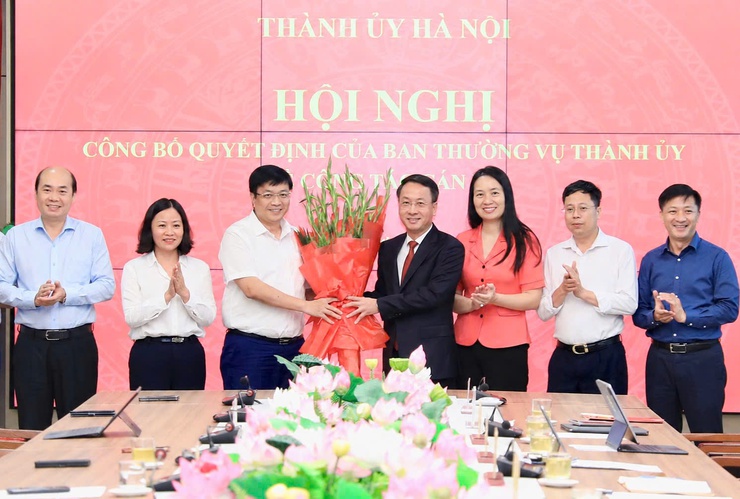 Đồng chí Trần Đình Cảnh giữ chức Chủ nhiệm Ủy ban Kiểm tra Thành ủy Hà Nội- Ảnh 3.