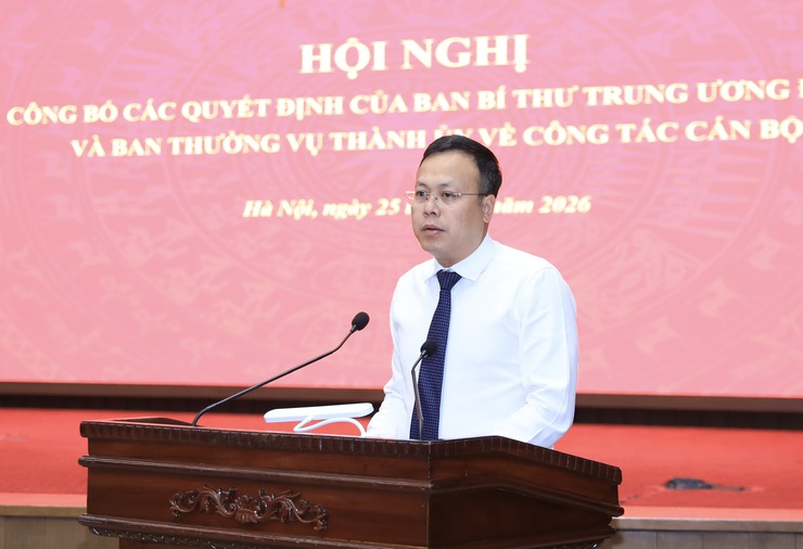 Công bố các quyết định của Ban Bí thư Trung ương Đảng và Ban Thường vụ Thành ủy Hà Nội về công tác cán bộ- Ảnh 4.