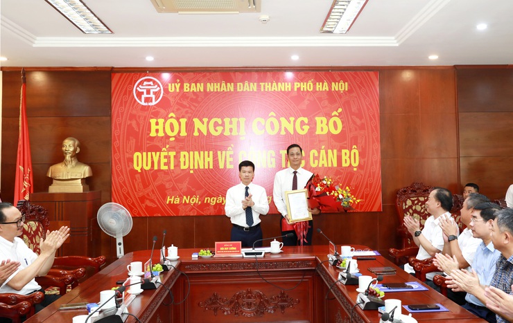 Đồng chí Lê Thanh Nam được bổ nhiệm làm Giám đốc Sở Nông nghiệp và Môi trường Hà Nội- Ảnh 2.