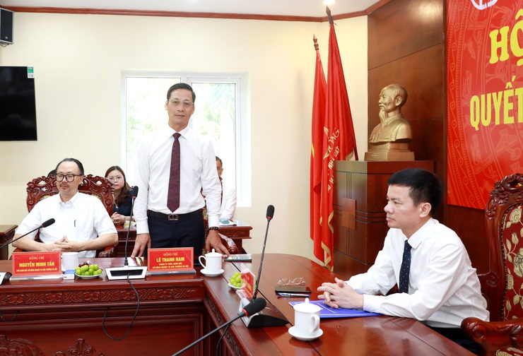 Đồng chí Lê Thanh Nam được bổ nhiệm làm Giám đốc Sở Nông nghiệp và Môi trường Hà Nội- Ảnh 3.