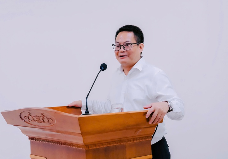 Bổ nhiệm đồng chí Nguyễn Viêt Hùng là Viên trưởng Viên Nghiên cứu phát triển kinh tế - xã hội Hà Nội- Ảnh 4.