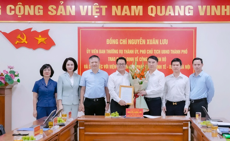 Bổ nhiệm đồng chí Nguyễn Viêt Hùng là Viên trưởng Viên Nghiên cứu phát triển kinh tế - xã hội Hà Nội- Ảnh 5.