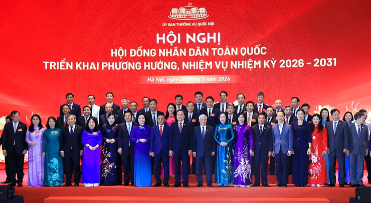 HĐND các cấp phải tiếp tục nỗ lực cao hơn nữa, trách nhiệm lớn hơn, hành động quyết liệt hơn nữa, đổi mới, sáng tạo, để đáp ứng yêu cầu phát triển mới- Ảnh 3.