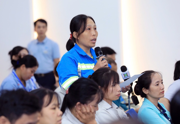 Chủ tịch UBND Thành phố Vũ Đại Thắng gặp gỡ, đối thoại với công nhân lao động Thủ đô năm 2026- Ảnh 4.