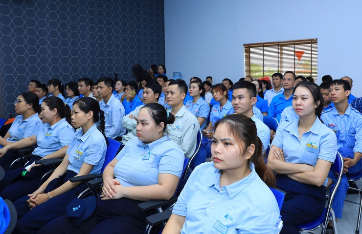 Chủ tịch Hà Nội Vũ Đại Thắng: Xây dựng chính quyền phục vụ, chăm lo tốt hơn cho người lao động- Ảnh 3.