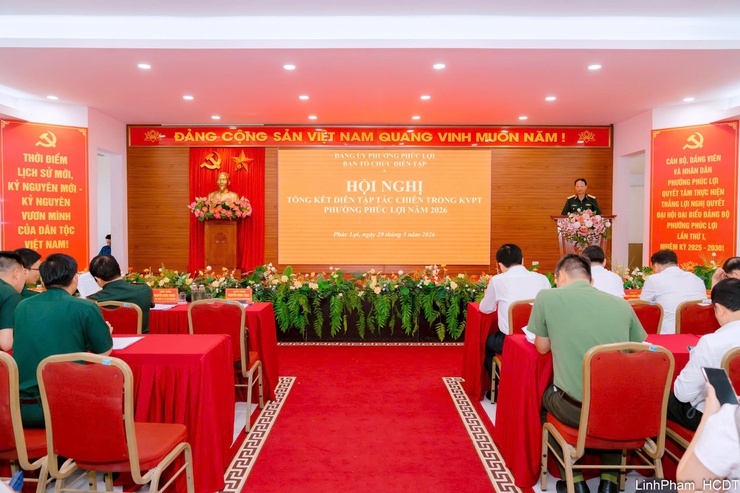 Phường Phúc Lợi tổng kết thành công diễn tập tác chiến trong khu vực phòng thủ năm 2026- Ảnh 1.