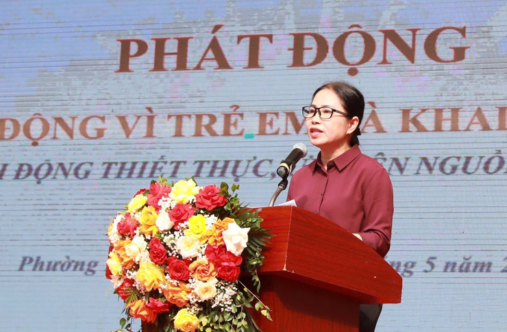 Phường Hai Bà Trưng trao tặng 13 xe máy điện và nhiều phần quà nhân Tháng hành động Vì trẻ em 2026- Ảnh 2.