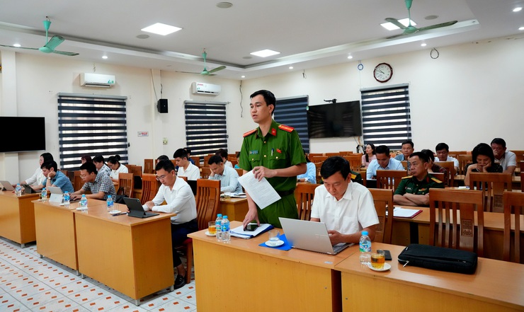 Sơn Tây: Siết chặt kỷ cương, đẩy mạnh cải cách hành chính tại hội nghị giao ban tháng 5/2026- Ảnh 2.