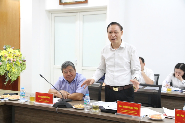 Hiệp hội Khoa học Hành chính Việt Nam khảo sát và trao đổi kết quả thực hiện chính quyền địa phương hai cấp tại phường Xuân Phương- Ảnh 4.