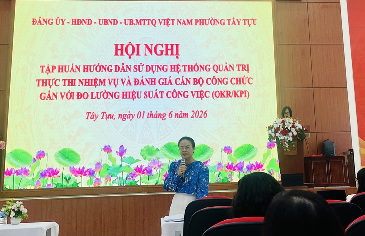 Phường Tây Tựu tổ chức Hội nghị tập huấn đào tạo, hướng dẫn trực tiếp sử dụng phân hệ đánh giá OKR/KPI trên hệ thống HanoiWork- Ảnh 3.