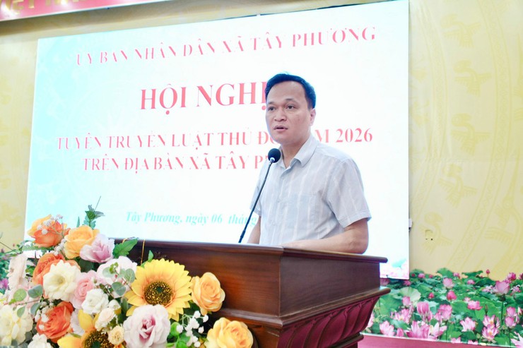 Hanoi's Tay Phuong Commune launches grassroots campaign promoting 2026 Capital Law implementation- Ảnh 1.