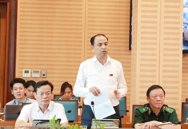 Nhiều ý kiến đóng góp về phát triển kinh tế đêm, đảm bảo cân đối nguồn lực phát triển- Ảnh 3.