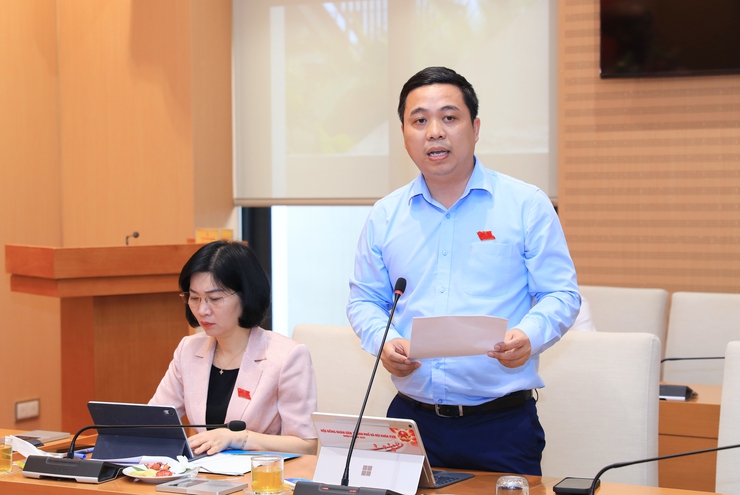 Nhiều góp ý hoàn thiện các nghị quyết triển khai Luật Thủ đô trong lĩnh vực khoa học công nghệ, môi trường, đô thị và pháp chế- Ảnh 2.