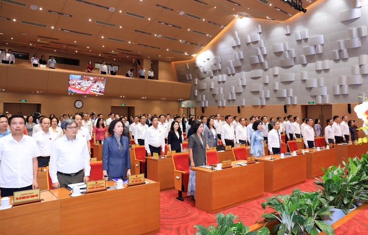 Khai mạc kỳ họp thứ tư (kỳ họp chuyên đề) HĐND Thành phố khóa XVII- Ảnh 1.