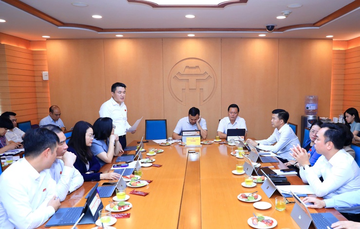 Đại biểu HĐND thành phố Hà Nội đề nghị cần bổ sung các phòng chuyên môn ở cấp xã- Ảnh 1.