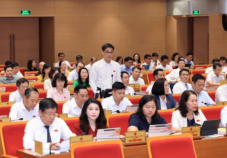 HĐND thành phố Hà Nội thông qua cơ chế, chính sách phát triển và hỗ trợ nhà ở- Ảnh 1.