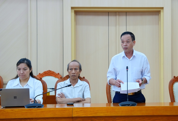 Chủ tịch HĐND Thành phố Phùng Thị Hồng Hà tiếp xúc cử tri trước kỳ họp thường lệ HĐND Thành phố- Ảnh 2.