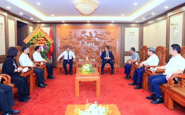 Chủ tịch Hà Nội Vũ Đại Thắng thăm, chúc mừng các cơ quan nhân kỷ niệm 101 năm Ngày Báo chí cách mạng Việt Nam- Ảnh 2.