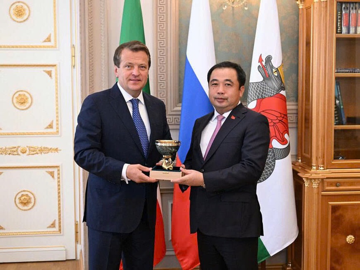 Mở ra tiềm năng hợp tác to lớn giữa Hà Nội và thành phố Kazan, Cộng hòa Tatarstan, Liên bang Nga- Ảnh 3. Mở ra tiềm năng hợp tác to lớn giữa Hà Nội và thành phố Kazan, Cộng hòa Tatarstan, Liên bang Nga- Ảnh 3.