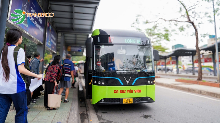 Hà Nội triển khai đồng loạt thẻ vé giao thông điện tử trên xe buýt trợ giá- Ảnh 1.