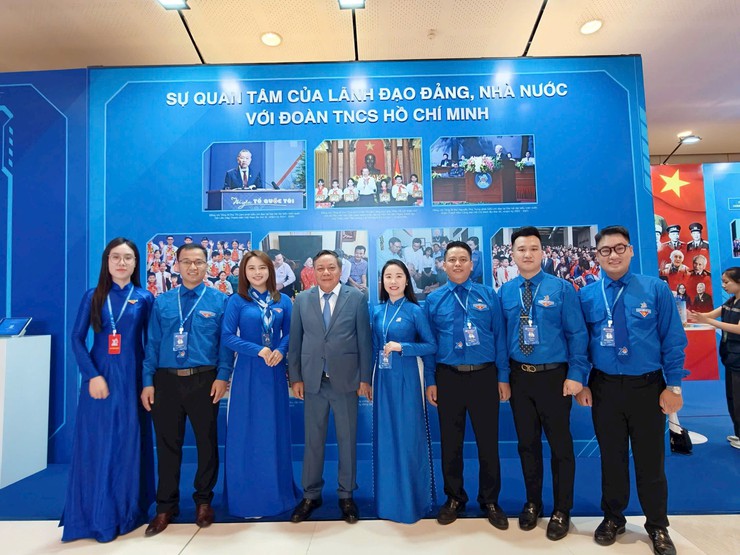 Phiên trọng thể Đại hội đại biểu toàn quốc Đoàn TNCS Hồ Chí Minh lần thứ XIII- Ảnh 5.