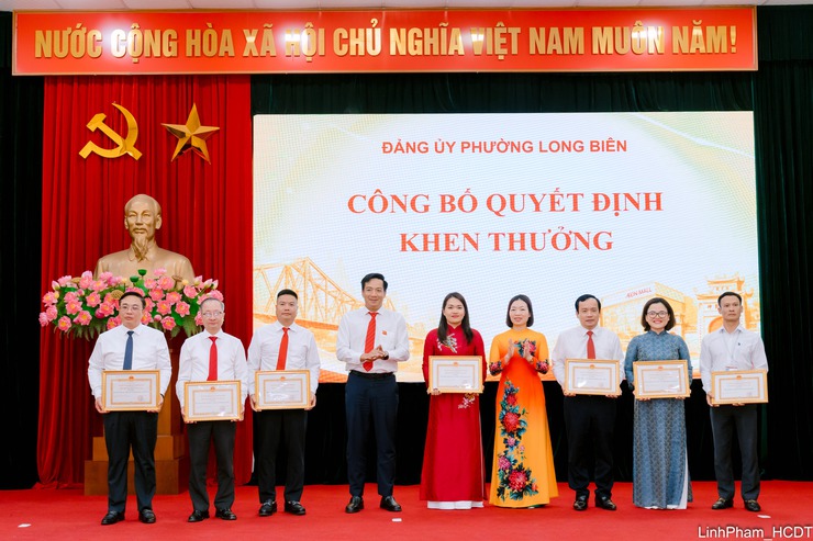 Long Biên sơ kết 01 năm vận hành chính quyền địa phương hai cấp, khẳng định hiệu quả mô hình mới- Ảnh 2.