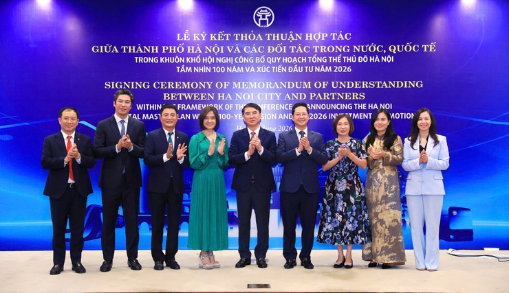 Hà Nội ký kết hợp tác với 5 ngân hàng, huy động nguồn vốn cho phát triển Thủ đô- Ảnh 1.