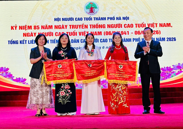 Hà Nội kỷ niệm 85 năm Ngày truyền thống Người cao tuổi Việt Nam- Ảnh 4.