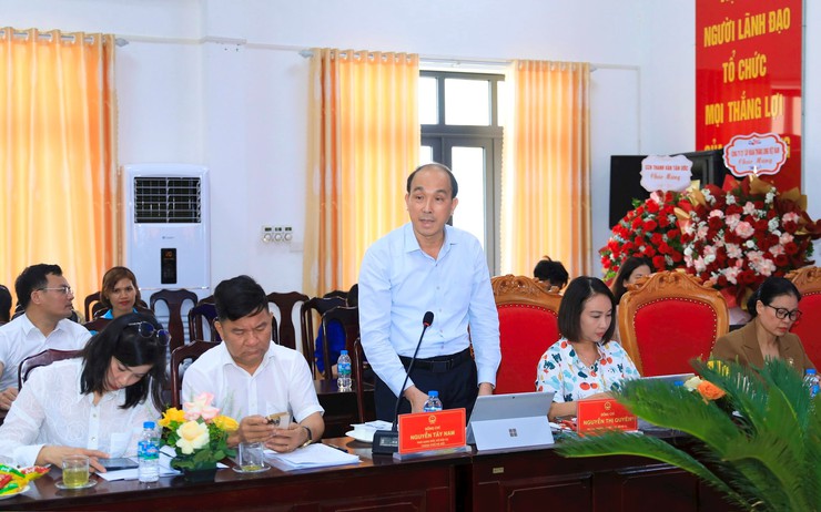 Định hướng đào tạo nghề, chuyển đổi việc làm bền vững cho người dân xã Tam Hưng trong bối cảnh phát triển đô thị- Ảnh 6.